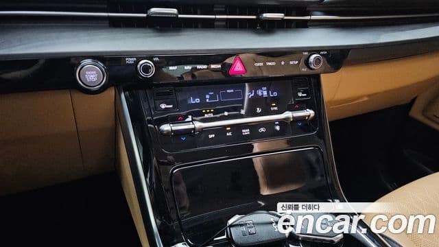 Kia Carnival 2023 — Фото 20/20