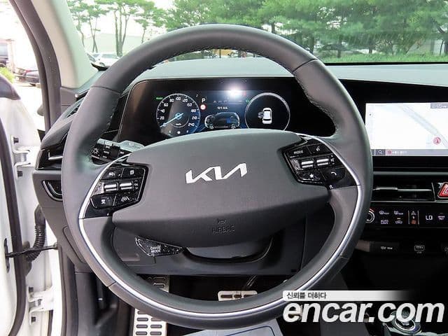 Kia Niro 2022 — Şəkil 15/20