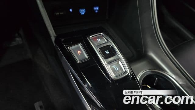 Hyundai Sonata 2022 — ფოტო 9/20