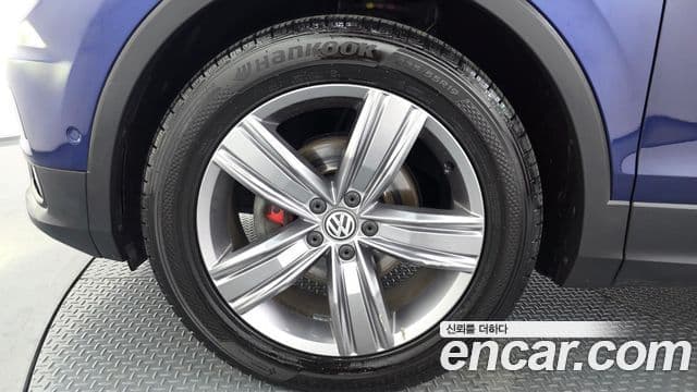 Volkswagen Tiguan 2018 — фото 5 из 20