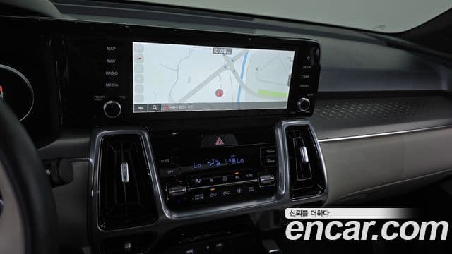 Kia Sorento 2023 — фото 12 из 20