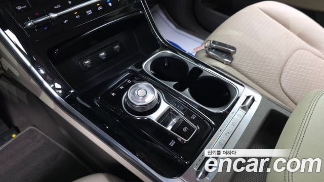 Kia Carnival 2021 — Фото 9/20