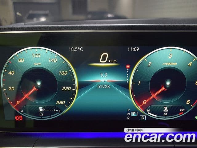 Mercedes-Benz GLE-Class 2022 — ფოტო 4/20