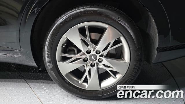 Genesis GV70 2021 — ფოტო 5/20