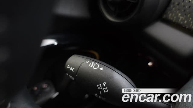 Mini Cooper Electric 2023 — ფოტო 22/30
