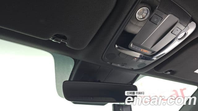 Kia Sorento 2023 — Şəkil 18/20