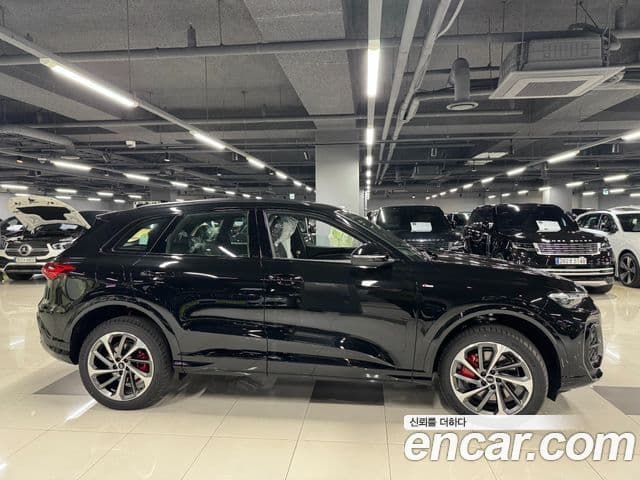 Audi Q5 2025 — Şəkil 1/16