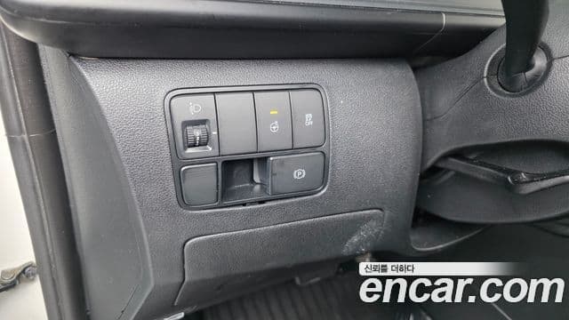 Hyundai Staria 2022 — Şəkil 18/20