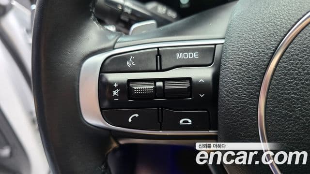 Kia K5 2020 — фото 17 из 20