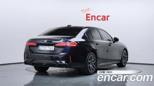 BMW 5 Series 2024 — Şəkil 2/20