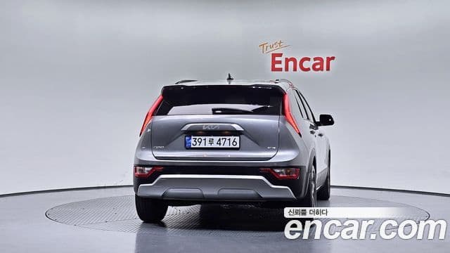 Kia Niro 2022 — ფოტო 4/20