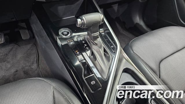 Kia Niro 2022 — фото 9 из 20