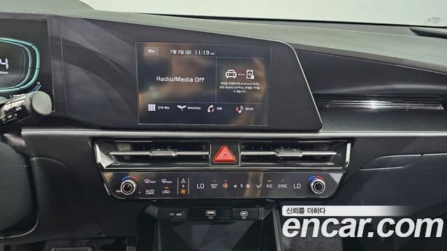 Kia Niro 2022 — фото 14 из 20