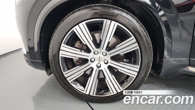 Volvo XC90 2022 — фото 5 из 20