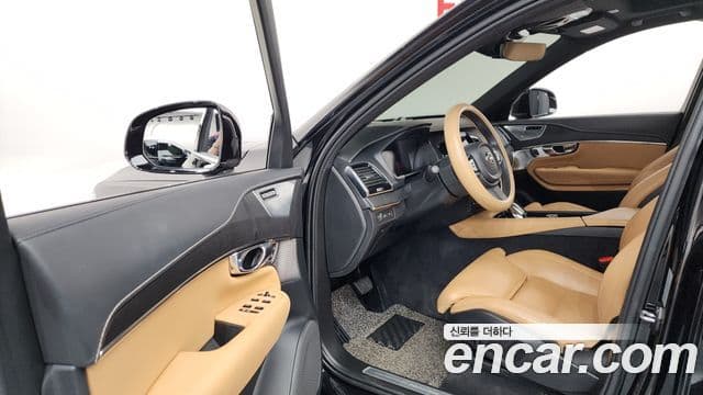 Volvo XC90 2022 — ფოტო 10/20