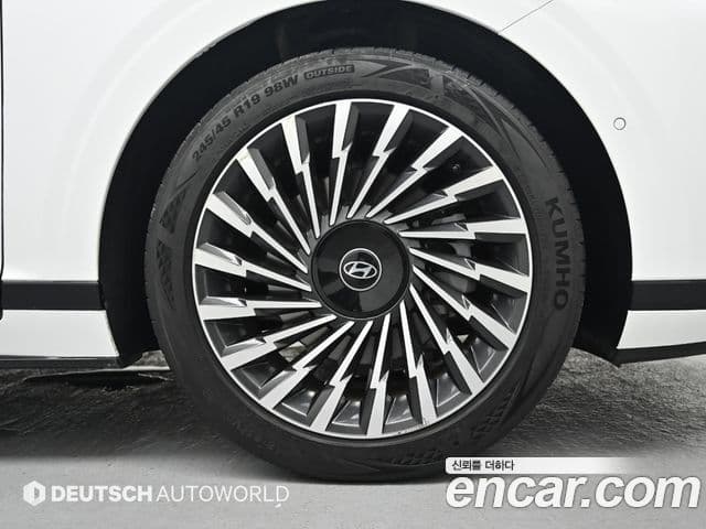 Hyundai Grandeur 2023 — фото 4 из 20