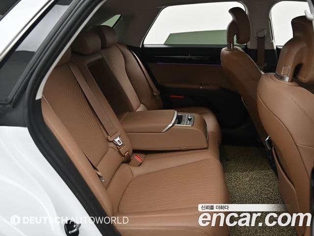 Hyundai Grandeur 2023 — фото 12 из 20