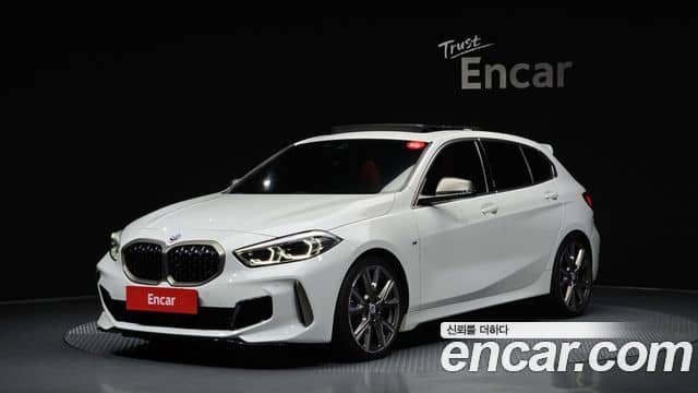 BMW 1 Series, 2023