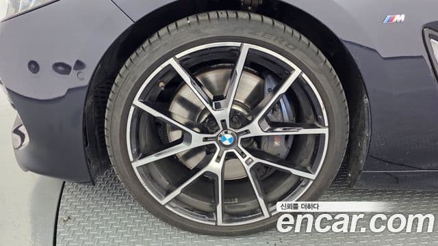 BMW 8 Series 2021 — фото 5 из 20