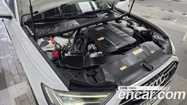 Audi A6 2020 — ფოტო 6/20