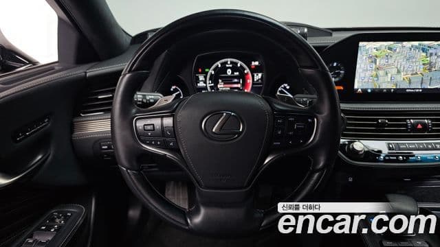 Lexus LS500 2022 — Şəkil 14/20