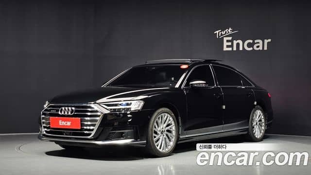 Audi A8, 2021
