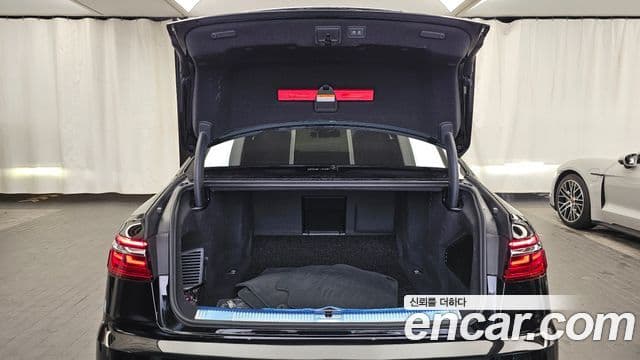 Audi A8 2021 — Şəkil 20/20
