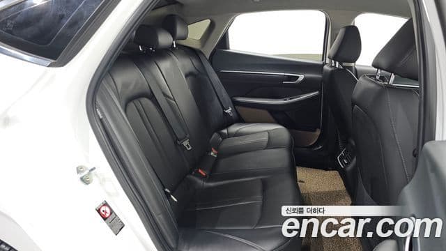 Hyundai Sonata 2022 — Şəkil 12/20