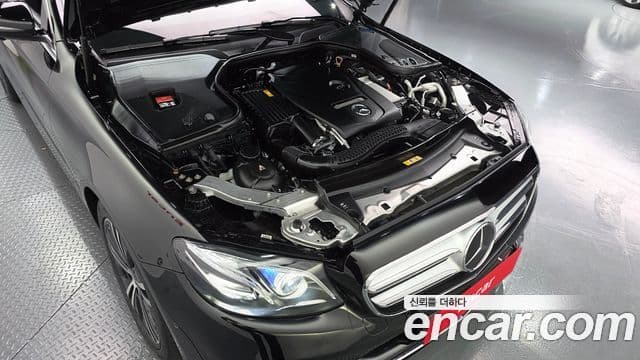 Mercedes-Benz E-Class 2020 — Фото 6/20