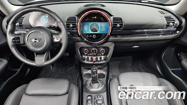Mini Cooper Clubman 2023 — Şəkil 25/34