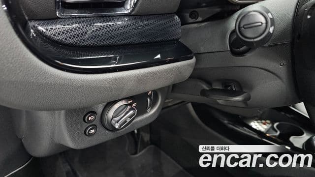 Mini Cooper Clubman 2023 — Şəkil 2/34
