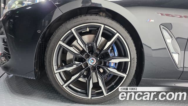 BMW 8 Series 2022 — Şəkil 5/20