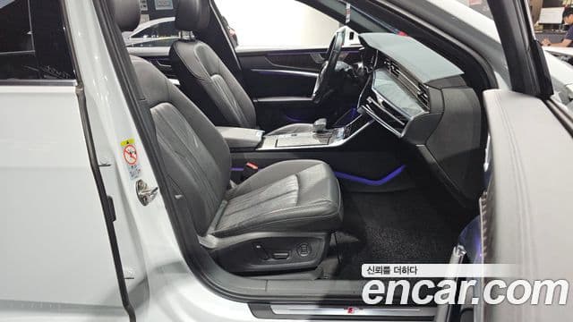 Audi A6 2020 — фото 12 из 20