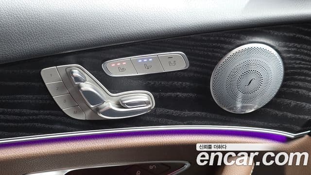 Mercedes-Benz E-Class 2019 — фото 16 из 20