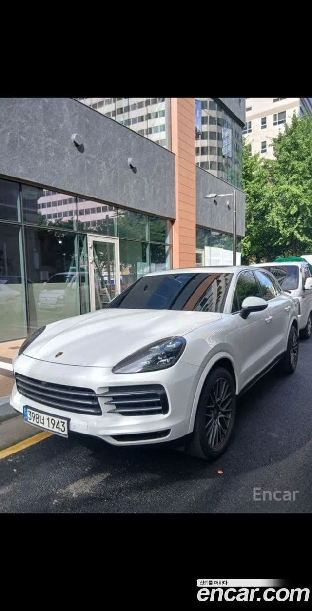 Porsche Cayenne 2020 — ფოტო 1/12