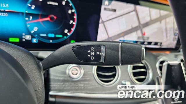 Mercedes-Benz E-Class 2021 — Şəkil 9/20