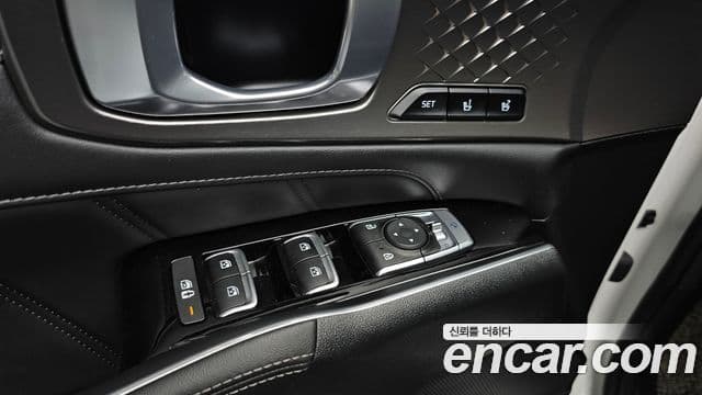 Kia Sorento 2021 — Фото 17/20