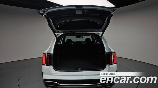 Kia Sorento 2021 — Photo 1/34