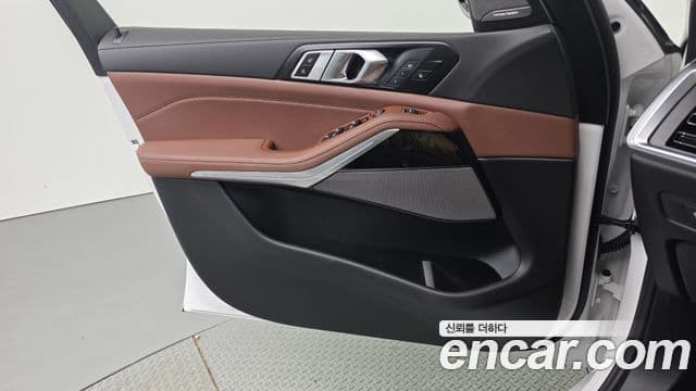 BMW X5 2025 — Photo 9/31