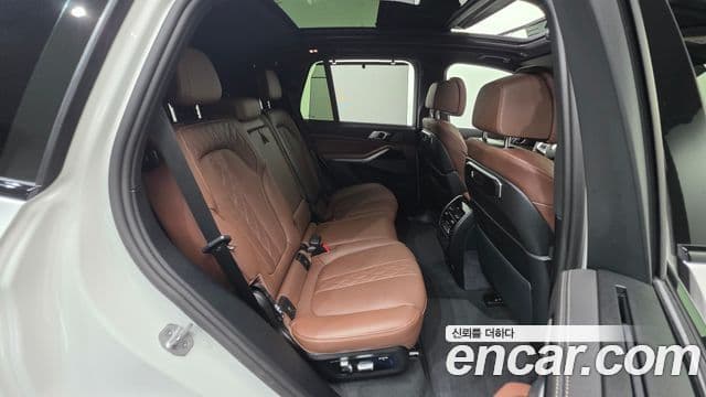 BMW X5 2025 — Photo 23/31