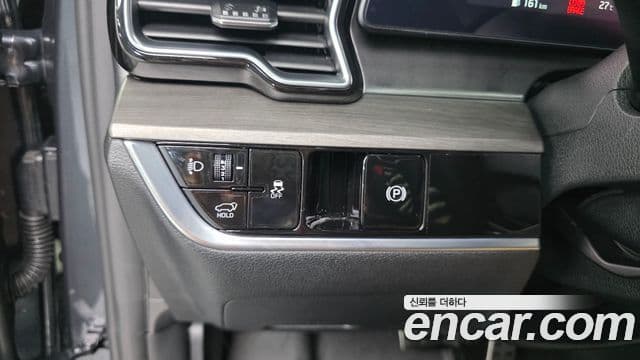 Kia Sportage 2023 — ფოტო 12/20