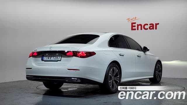 Mercedes-Benz E-Class 2024 — Şəkil 2/20