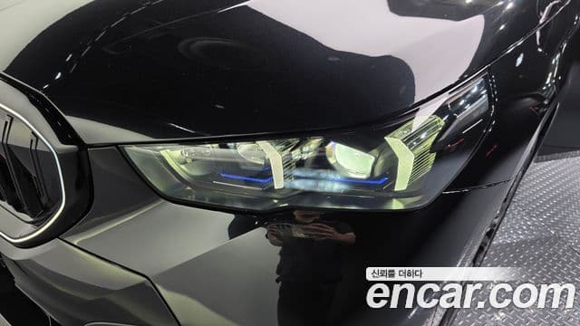 BMW 5 Series 2025 — Photo 24/33
