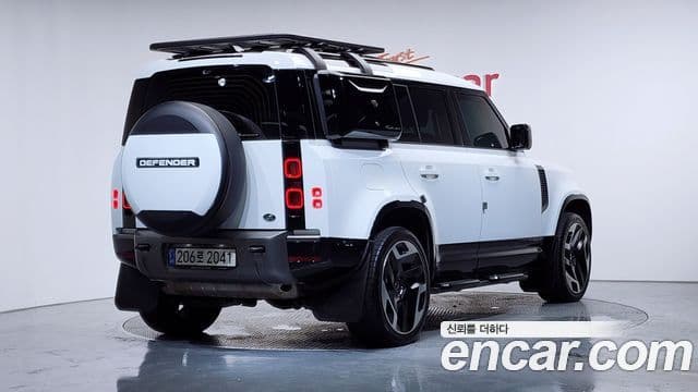 Land Rover Defender 2022 — ფოტო 2/20