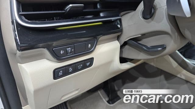 Kia Carnival 2024 — Şəkil 15/20