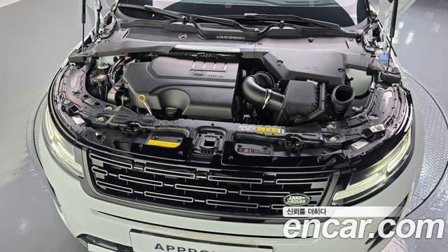 Land Rover Range Rover Evoque 2026 — фото 6 из 20