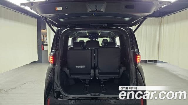 Toyota Alphard 2024 — Şəkil 18/20