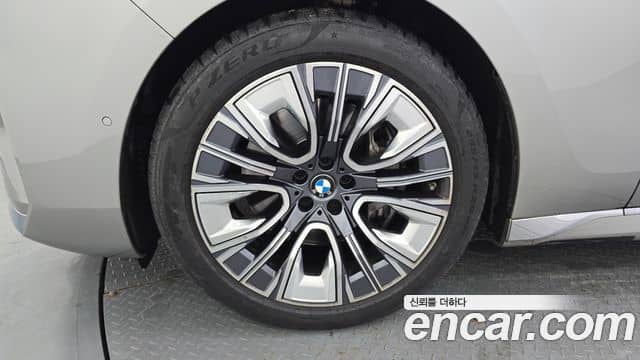 BMW 7 Series, 2023