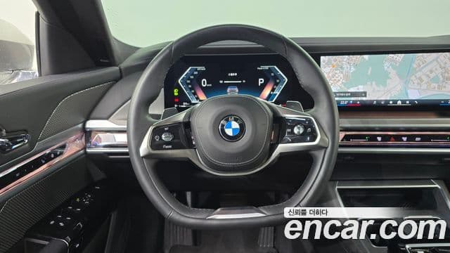 BMW 7 Series 2023 — ფოტო 7/38