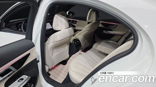 Mercedes-Benz E-Class 2026 — фото 11 из 20